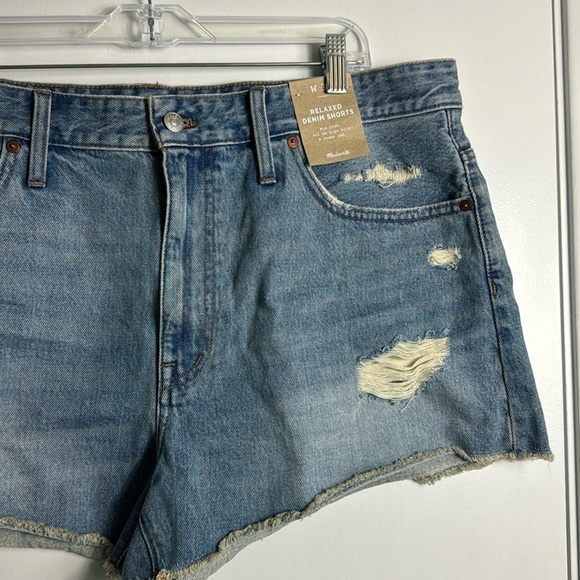 NWT Madewell Relaxed Destructed Edition Denim Shorts Size 33 - Picture 3 of 12